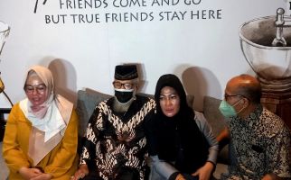 Medina Zein Dirawat di Rumah Sakit Jiwa, Bagaimana Kelanjutan Kasus Penipuan? - JPNN.com