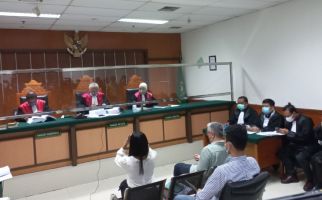 Seusai Beri Kesaksian di Sidang Mafia Tanah, Nirina Zubir Sampaikan Kata-Kata Ini - JPNN.com