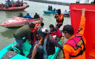 Speed Boat Bertabrakan di Tarakan, 2 Penumpang Ditemukan Meninggal Dunia - JPNN.com
