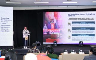 Menkominfo Ajak Mahasiswa UGM Mengeksplorasi Potensi Digital Indonesia - JPNN.com