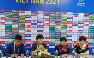 Timnas U-23 Indonesia Gagal ke Final SEA Games, Iwan Bule: Posisi Shin Tae Yong Aman - JPNN.com