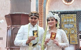 Terungkap, Inilah Makna Mahar Pernikahan Masayu Clara dan Qausar Harta Yudana - JPNN.com