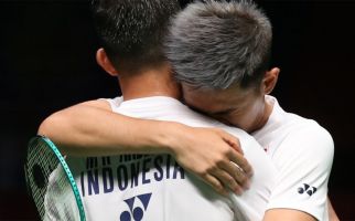Permintaan Maaf Fajar/Rian Seusai Hanya Main 9 Menit di Final Thailand Open 2022 - JPNN.com