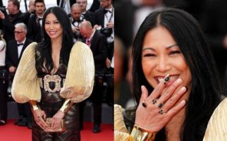 Anggun Mencuri Perhatian di Red Carpet Festival Film Cannes 2022 - JPNN.com