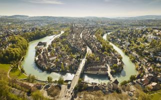 Keindahan Sungai Aare di Swiss, Lokasi Anak Ridwan Kamil Terseret Arus - JPNN.com