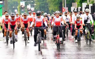 Pimpin Parade Kemenangan Atlet SEA Games, Kapolri Tegaskan Fokus Mengembangkan Olahraga Sepeda - JPNN.com
