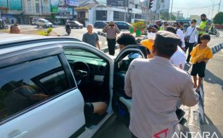 Pengemudi Mobil di Palembang Bikin Heboh - JPNN.com