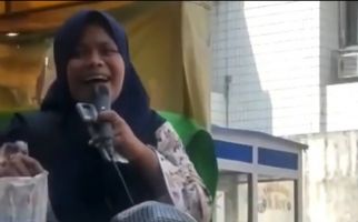 Wahai Pengamen Wanita Bersuara Merdu, Anda Ditunggu Kapolres Karawang Lho... - JPNN.com