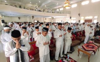 Ratusan Calon Jemaah Haji Majalengka Doakan Keselamatan Eril - JPNN.com