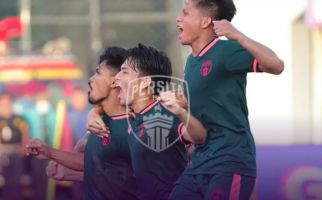 Gol Spektakuler Abu Rizal Bawa Persita Kalahkan Dewa United 2-1 - JPNN.com