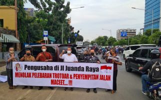 Pengusaha Kuliner Tolak Pelebaran Trotoar di Jalan Juanda, Ini Alasannya - JPNN.com
