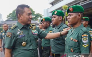 Jenderal Dudung: Tunjukkan Bahwa Kalian Prajurit TNI AD yang Mencintai NKRI - JPNN.com