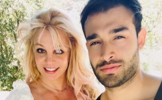 6 Tahun Berpacaran, Britney Spears dan Sam Asghari Akhirnya Menikah - JPNN.com