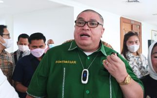 Hotman Paris Sindir Jam Tangannya, Razman Arif Nasution: Teman Saya Bilang... - JPNN.com