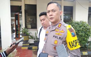 Detik-Detik Suami Menusuk Istri dan Anak Kandung di Malang, Sadis Banget - JPNN.com