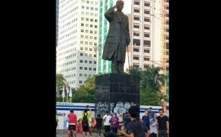 Patung Jenderal Sudirman Jadi Sasaran Vandalisme, Anak Buah Kompol Agung Bergerak - JPNN.com
