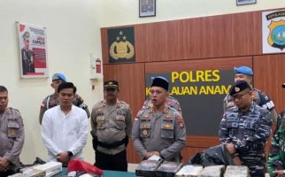 36 Kg Kokain Terdampar di Pantai Tunjuk Kepulauan Anambas, Siapa Pemiliknya? - JPNN.com