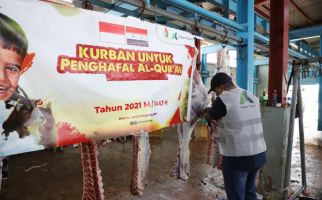 Kurban Antiribet, Askar Kauny Fasilitasi Umat Berbagi dengan Para Pencinta Al-Qur'an - JPNN.com