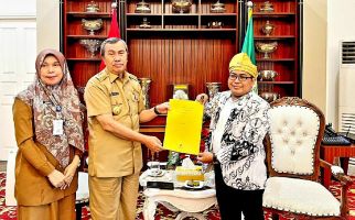 Honorer Dihapus, Rekrutmen PPPK Setengah Hati, Ada Potensi Tsunami Pendidikan, Ngeri - JPNN.com