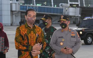 Demi Polri, Jokowi Tinggalkan Jakarta Sore Ini, Lihat Jenderal yang Menyambut - JPNN.com