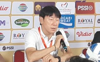 Shin Tae Yong Beberkan Penyebab Para Pemainnya Menderita - JPNN.com