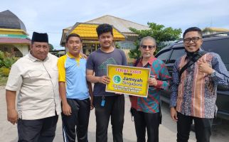 HIPMI Peduli dan Jamiyah Singapore Serahkan 700 Ekor Hewan Kurban - JPNN.com