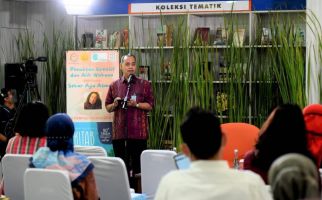 Buku Kitab Mantan Hadirkan Semangat Literasi, Perpustakaan DPR Beri Apresiasi - JPNN.com