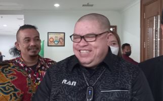 Pihak Universitas Ibnu Chaldun Bakal Laporkan Razman ke Polisi? - JPNN.com