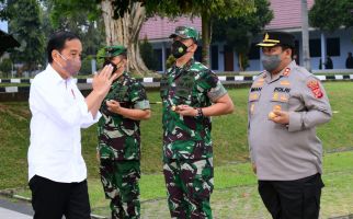 2 Jenderal TNI Melepas Jokowi Meninggalkan Bogor, dari Polisi Sebatas Pamen, Lihat - JPNN.com