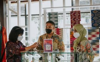 LPEI Pajang Produk Mitra Binaan Dalam Pameran Road To G20 - JPNN.com