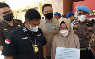 Mbak Dian Larasati Nekat Jadi Kurir 240 Pil Ekstasi, Pasrah Saat Ditangkap - JPNN.com