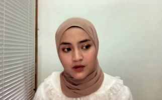 Eltasya Natasha Melepas Sampai Hati - JPNN.com