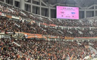 Grand Launching JIS, Anies Berterima Kasih kepada Jokowi, Jakmania Bertepuk Tangan - JPNN.com