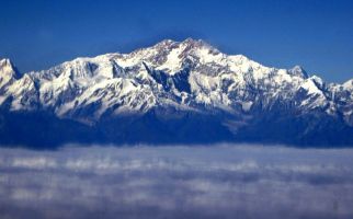 Penyandang Disabilitas Jadi Orang Malaysia Pertama di Puncak K2 - JPNN.com