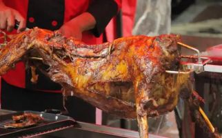 Ini Kelebihan Kambing Guling Ajiib Milik Caknan - JPNN.com