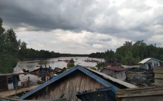 BPBD Riau Kirim Bantuan untuk Korban Bencana Longsor di Enok - JPNN.com
