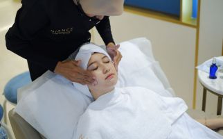 Skincare Mewah dari Swiss Ini Beri Efek Antiaging Terbaik - JPNN.com