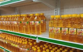 Malaysia Dihantam Inflasi, Harga Minyak Goreng Mulai Dibatasi - JPNN.com