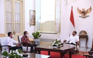 Jokowi Panggil Iwan Bule dan Menpora, Pusat Pelatihan Sepak Bola akan Didirikan, di Mana? - JPNN.com