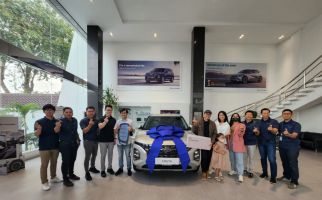 2 Konsumen Hyundai Andalan Motor Dapat Hadiah Mobil, Wow! - JPNN.com