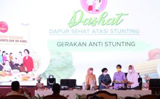 Kala Megawati Demo Masak Opor Singkong di Hadapan Panglima TNI - JPNN.com