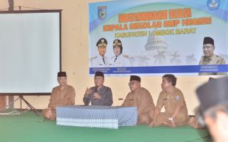 Bupati Lombok Barat Ingatkan Seluruh Kepala Sekolah Melek Teknologi - JPNN.com
