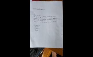 Bharada E Menulis Surat untuk Keluarga Bang Yos, Lihat Itu Tulisan Tangannya - JPNN.com