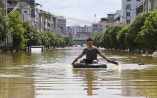 Kota Wisata China Dilanda Banjir, Korban Tewas Berjatuhan - JPNN.com