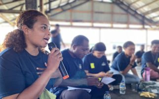 Pemuda Adat Kampung Yoboi Gali Potensi Sagu Papua Lewat Sekolah Lapang Kearifan Lokal - JPNN.com