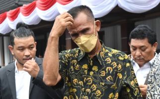 Ayah Brigadir J Pastikan Hadir di Acara Wisuda Sang Anak, Hari Ini Berangkat ke Jakarta - JPNN.com