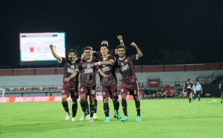 Taklukkan PSIS Semarang 2-0, PSM Kembali ke Puncak Klasemen Liga 1 2022 - JPNN.com