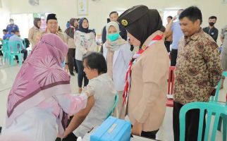 Peringati HUT Pramuka, Wakil Wali Kota Palembang Ikut Donor Darah - JPNN.com