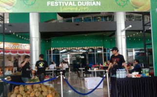 Pencinta Durian Wajib Mampir ke Bandara SMB II Palembang, Pasti Bakal Kegirangan - JPNN.com