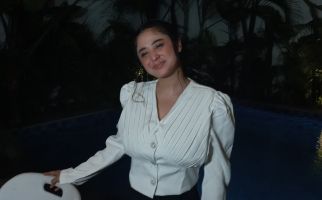 Dewi Perssik Mengenang Momen dengan Iqbal Pakula - JPNN.com
